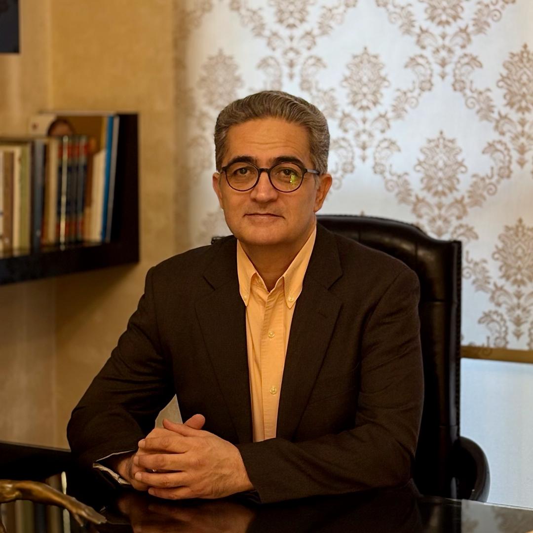 دکتر فرشاد احمدی